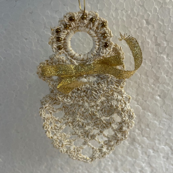 Vintage Crochet Ornaments Set of 2 Handmade Christmas Decor Bell Angel with Gold - Picture 5 of 8